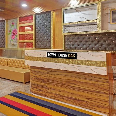 Townhouse Oak Pooth Haveli 德里 外观 照片