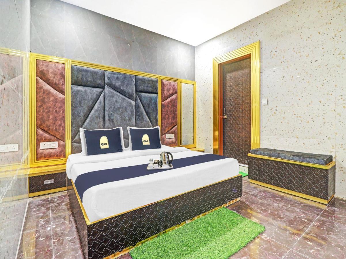 Townhouse Oak Pooth Haveli 德里 外观 照片