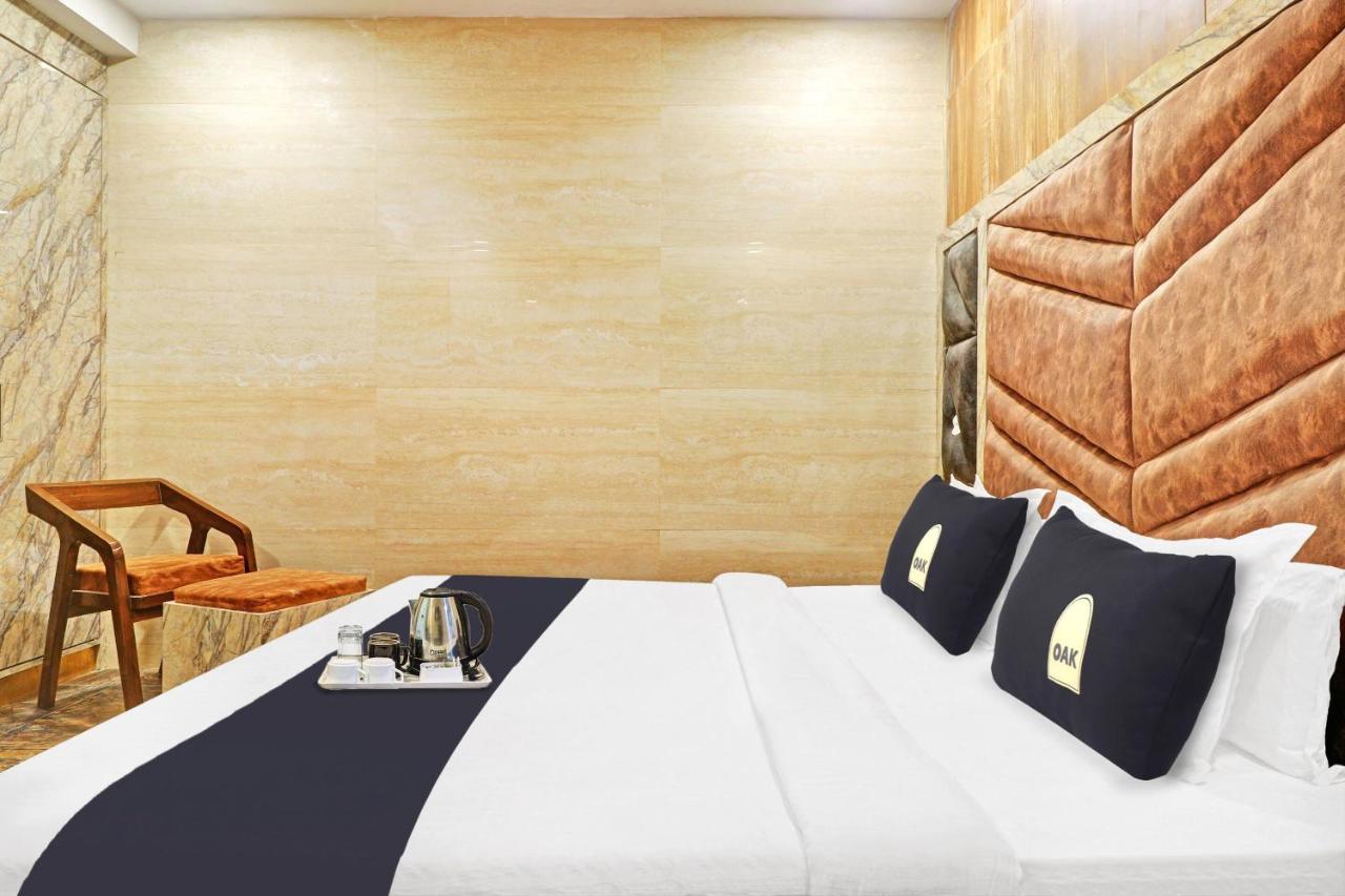 Townhouse Oak Pooth Haveli 德里 外观 照片