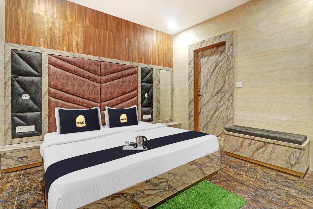 Townhouse Oak Pooth Haveli 德里 外观 照片