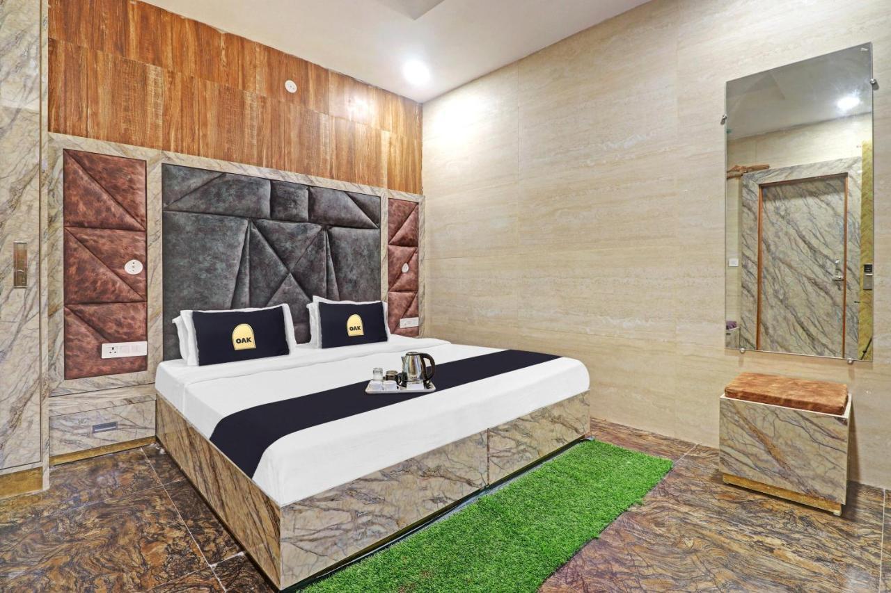 Townhouse Oak Pooth Haveli 德里 外观 照片